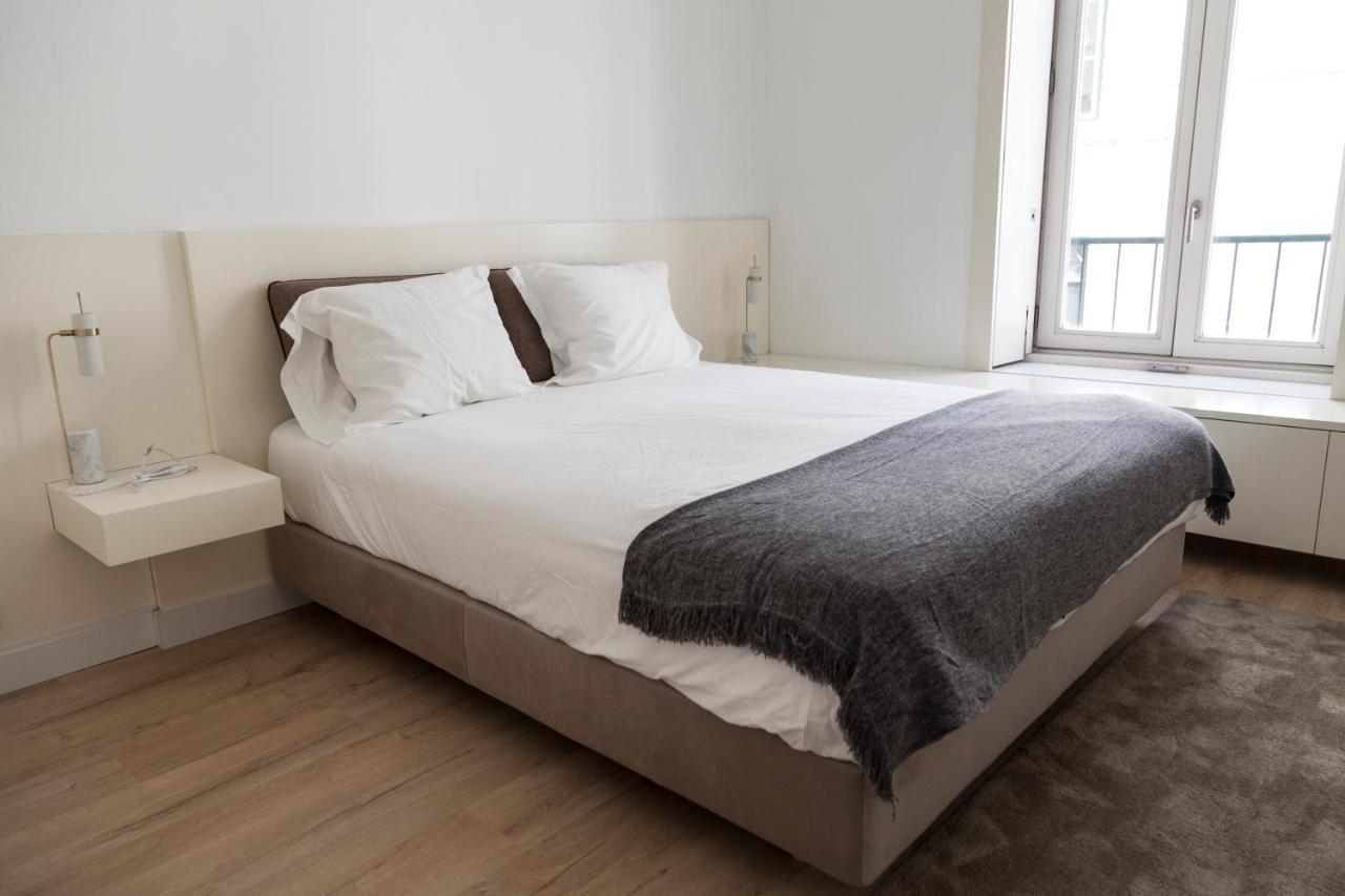 Classy 2Bdr Apartment In Downtown By Lovelystay 리스본 외부 사진