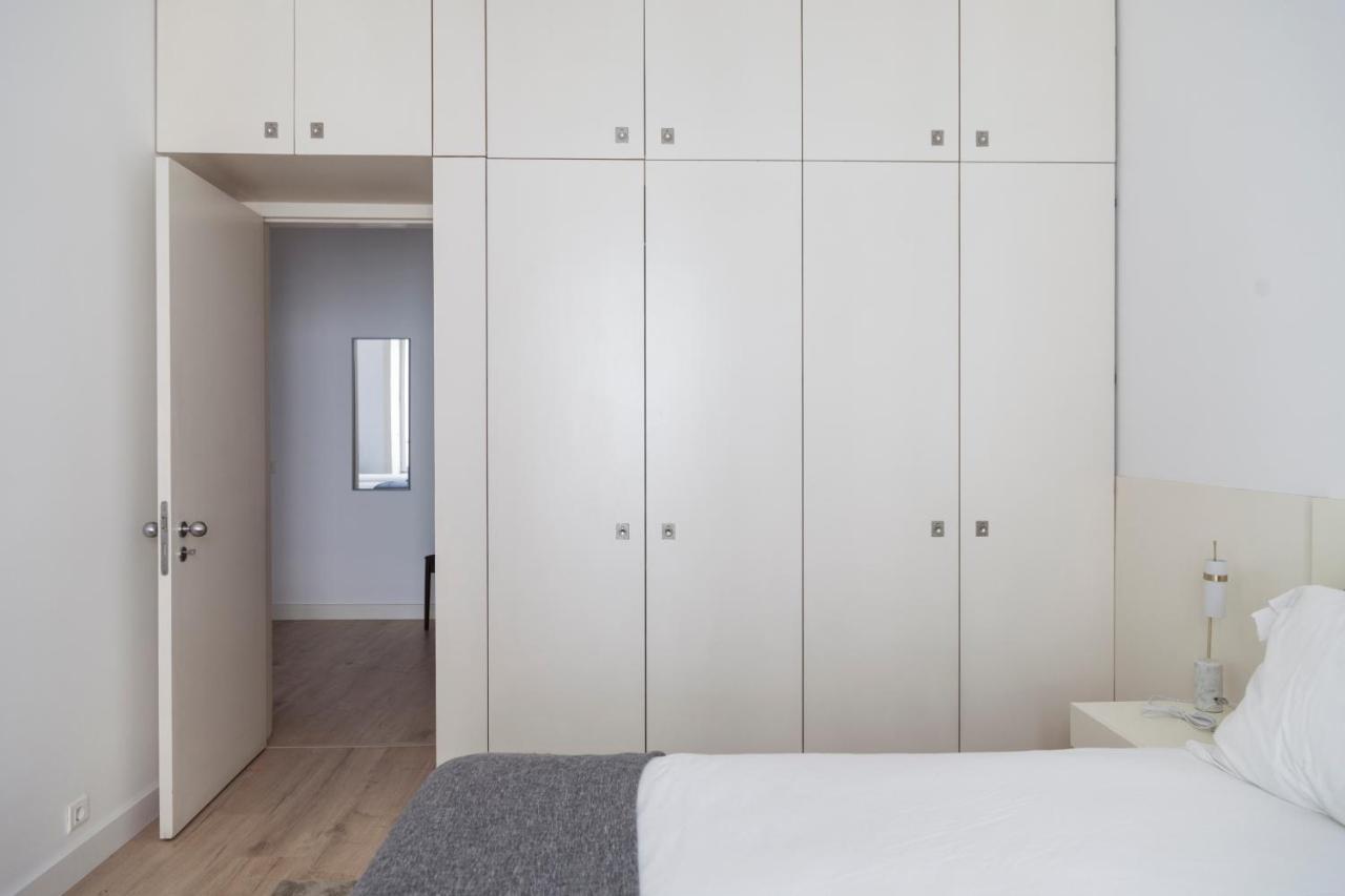 Classy 2Bdr Apartment In Downtown By Lovelystay 리스본 외부 사진