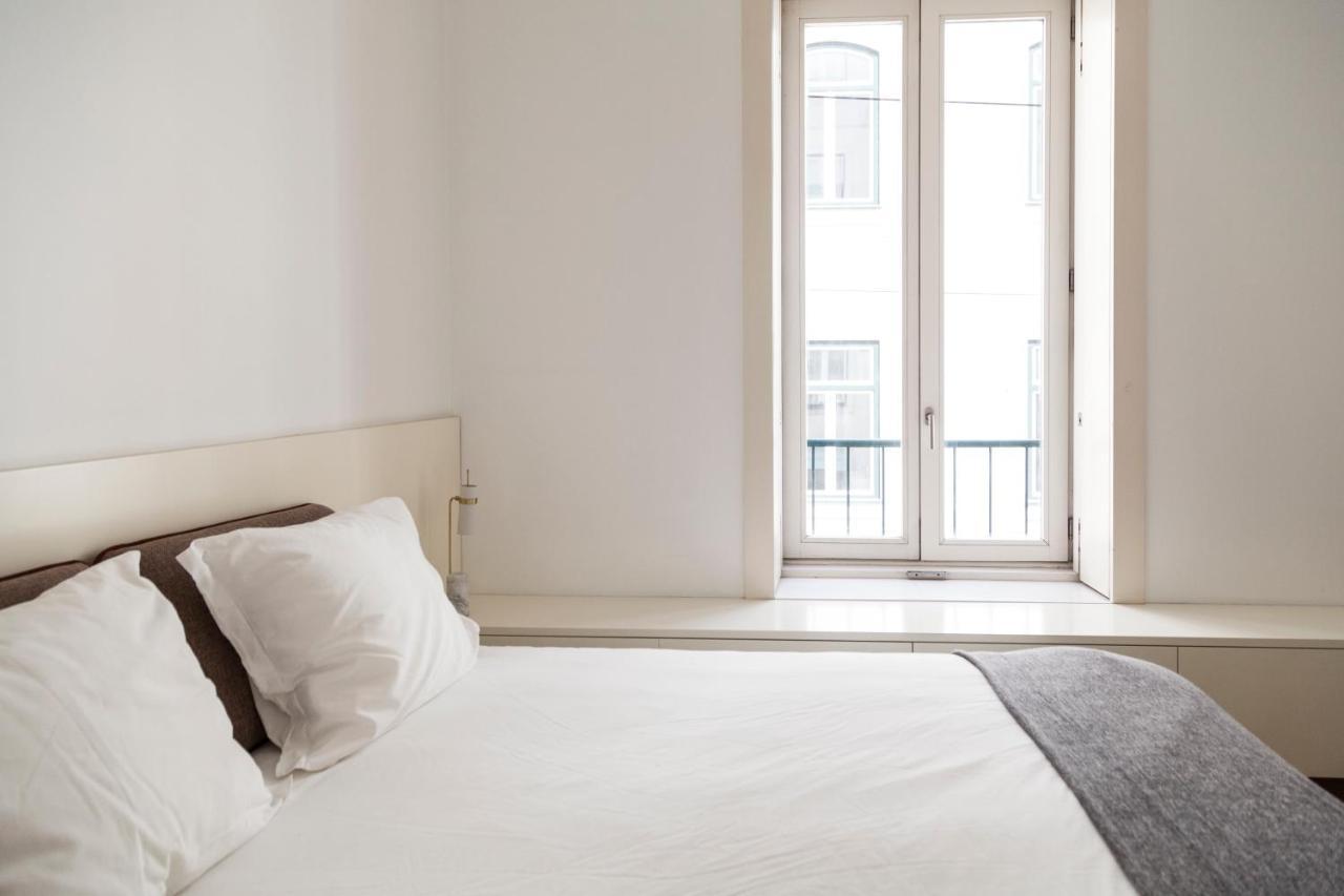 Classy 2Bdr Apartment In Downtown By Lovelystay 리스본 외부 사진